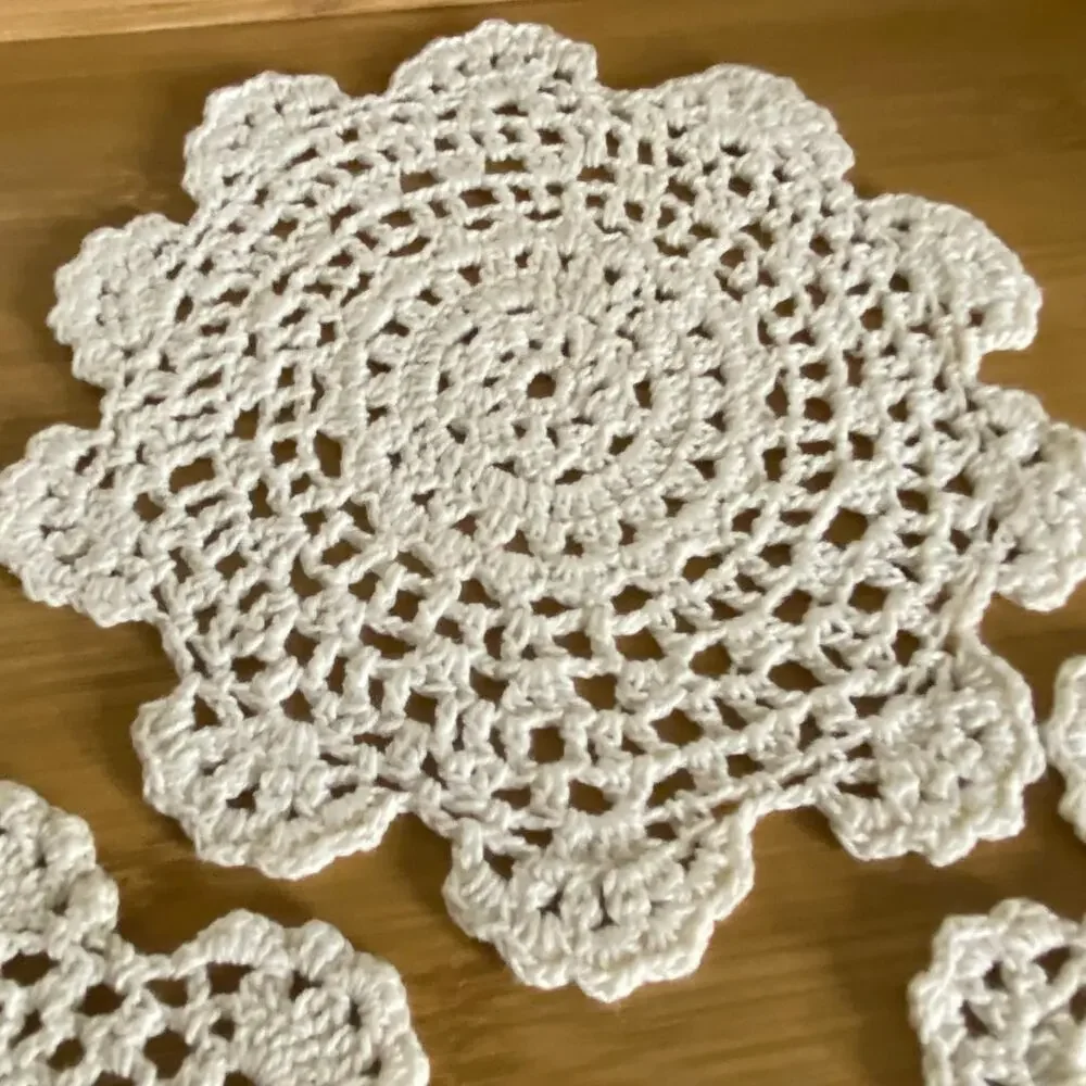 Vintage Handmade Crochet Doilies Set of 4 White Round Cotton Lace 7in